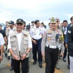 Tinjau Arus Balik Nataru 2023, Menko PMK :  Pastikan Keamanan dan Pelayanan Pelabuhan Merak Berjalan Baik