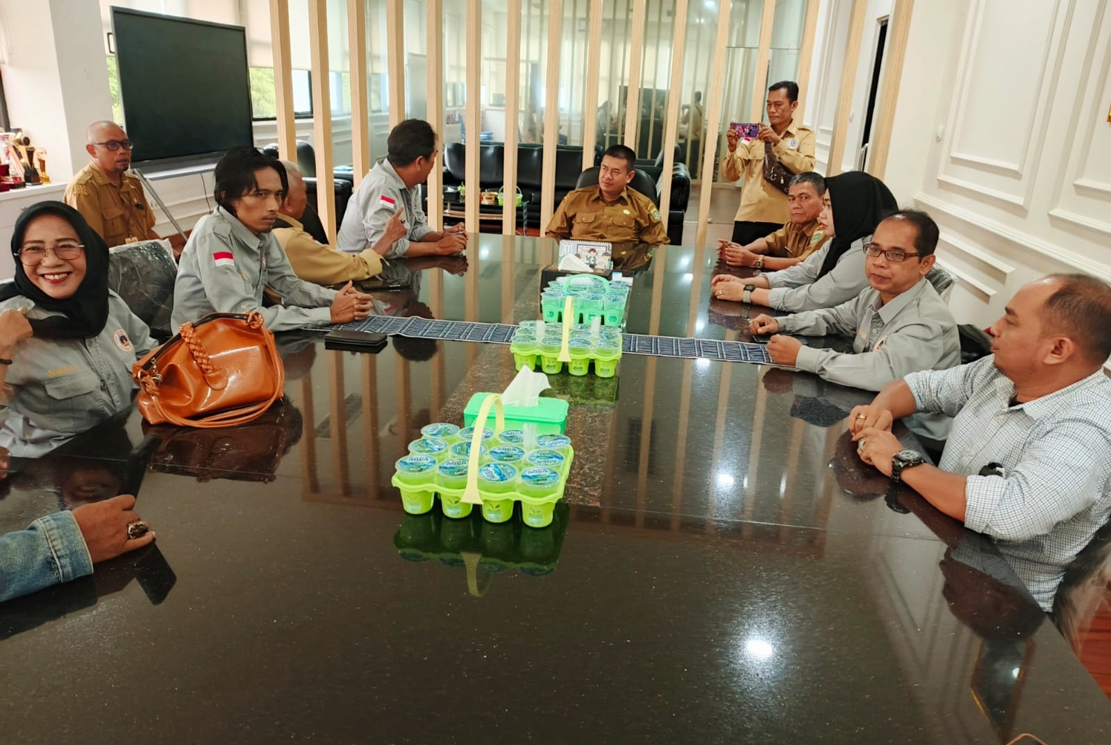 Efisiensi Anggaran, FWB Dan Diskominfo Provinsi Banten Berdiskusi Tentang Iklan Dan Advertorial