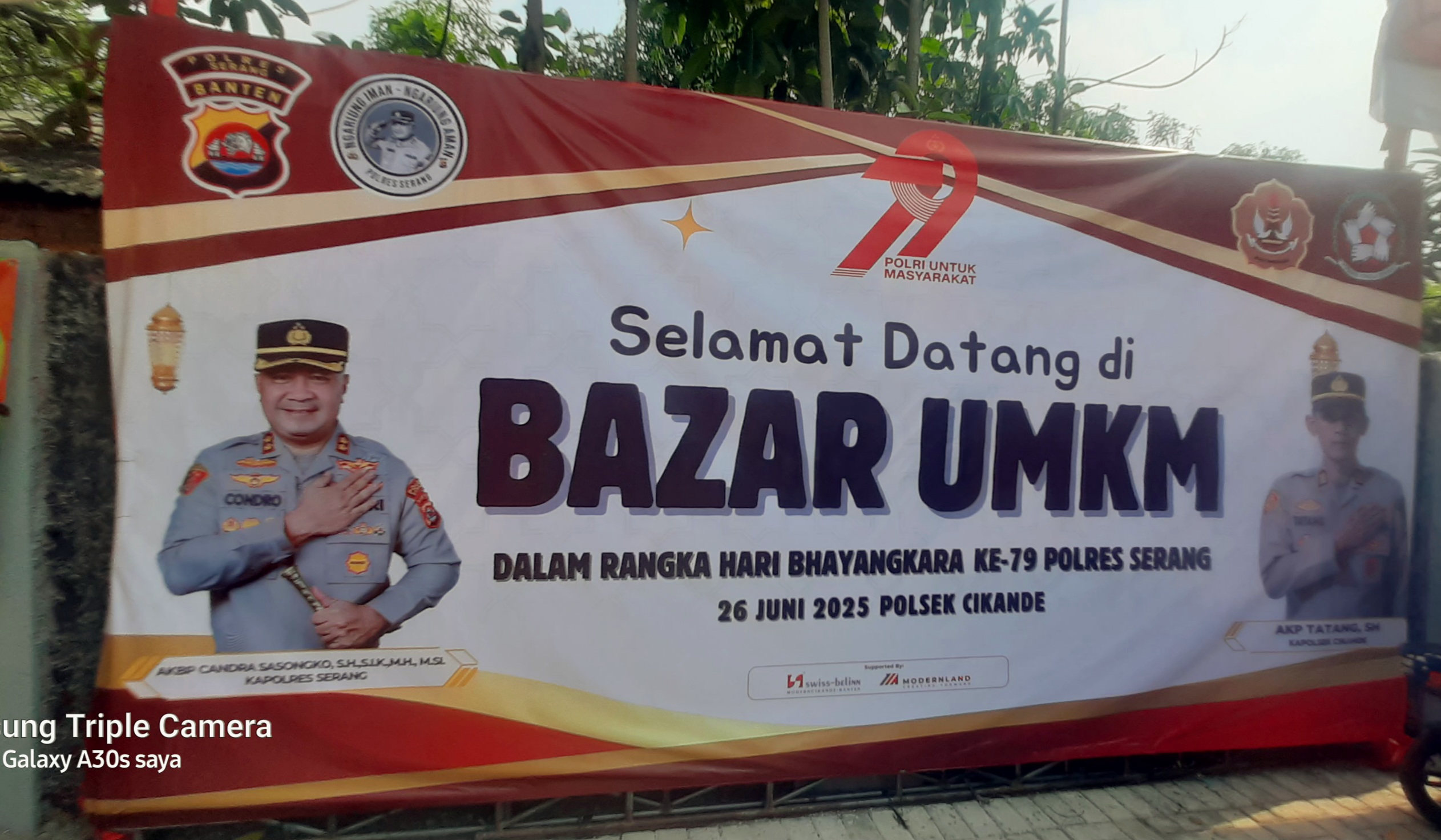 Dalam Rangka HUT Bhayangkara Ke-79, Polsek Cikande Polres Kabupaten Serang Gelar Bazar UMKM