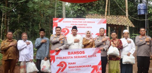 Polres Serkot Dalam Rangka HUT Bhayangkara ke 79, Kapolresta Serkot Resmikan Fasilitas Air Bersih