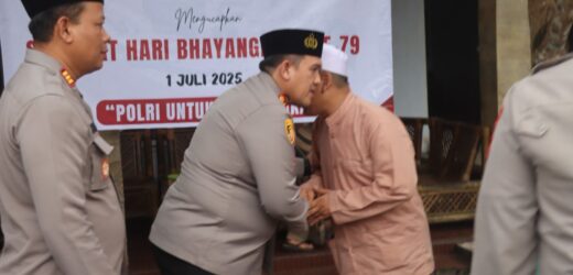 Kapolres Serang Kota Bersama Pejabat Utama Bersilaturahmi Ke Ponpes Riyadul Awamil