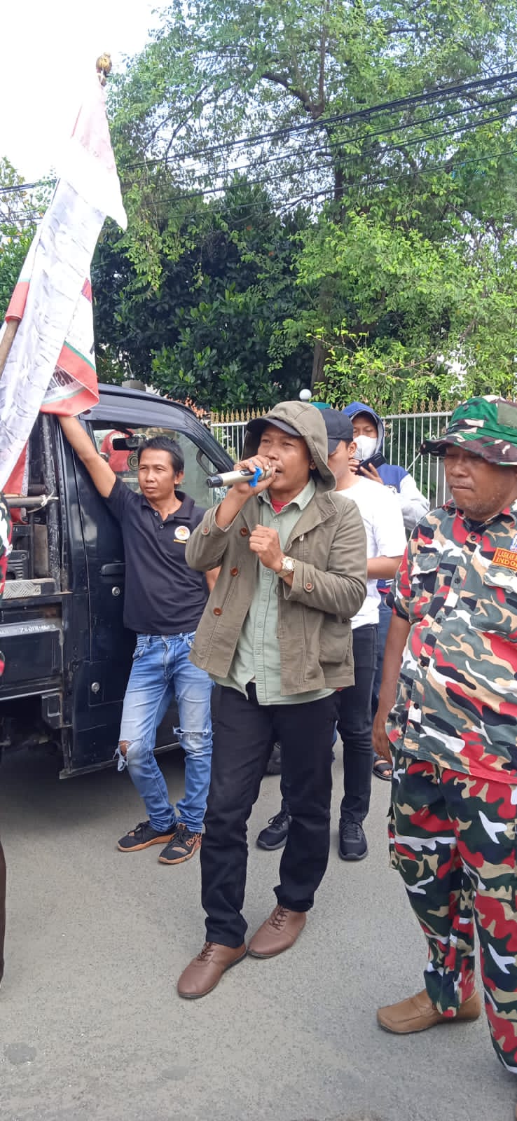 Aliansi Serang Utara (AL-SERUT) Geruduk Kantor Dindik Kabupaten Serang dan Pendopo Bupati Serang