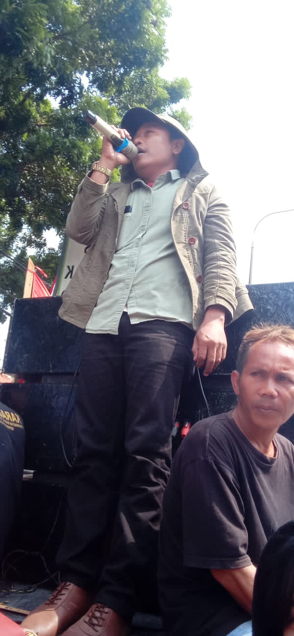 LSM KPK Nusantara Provinsi Banten, Aminudin, menyampaikan desakan keras kepada Bupati Serang untuk segera mencopot Kepala Dinas Pendidikan (Kadisdik) Kabupaten Serang, serta Kabid dan Kasinya