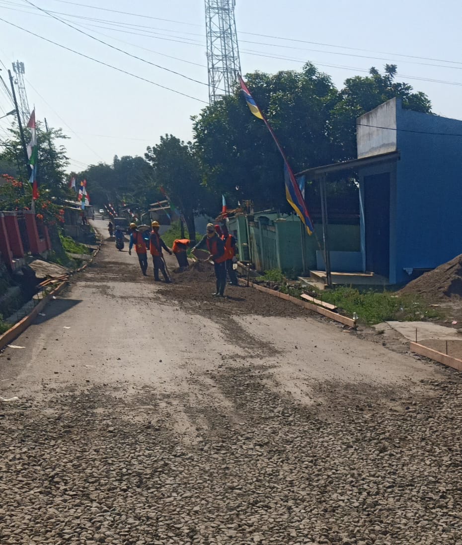 Program Gubernur Banten, Pekerjaan Jalan Pejuang Empat Lima, Diduga Tidak Sesuai Spek.