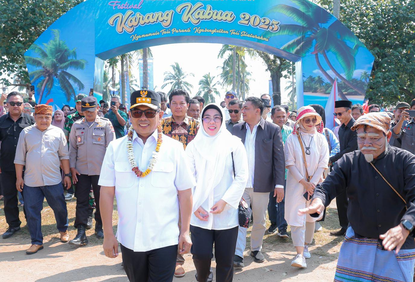 Buka Festival Karang Kabua 2025, Gubernur Andra Soni : Jaga Warisan Budaya di Pesisir Selatan Banten