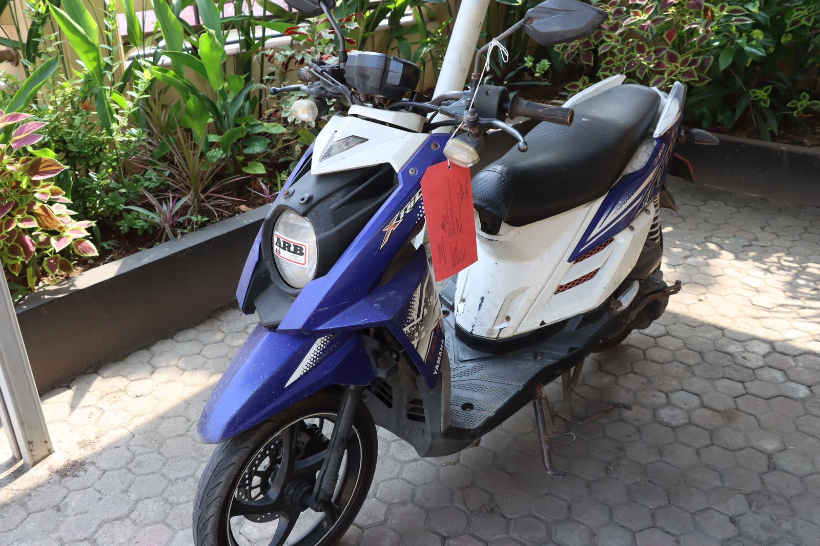 Maling Motor Yamaha X Ride  di Cilegon Kepergok Pemilik, Diteriaki Maling Lalu Dimassa
