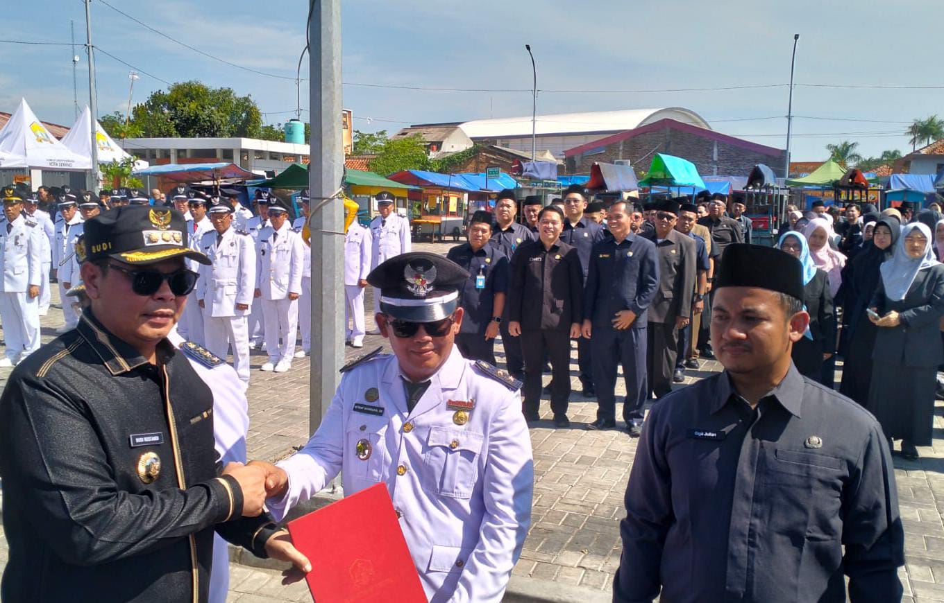 Budi Rustandi Lantik 269 Pejabat Eselon III dan IV di Pasar Kepandean