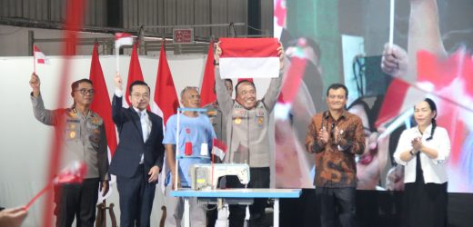 Wakapolri Bagikan Sembako ke Ribuan Buruh, Wujud Kepedulian Polri di Sektor Industri Dalam Negeri