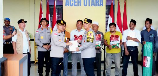 Polri Salurkan Bantuan dan Kerahkan Alat Berat untuk Percepat Pemulihan Banjir di Aceh Utara